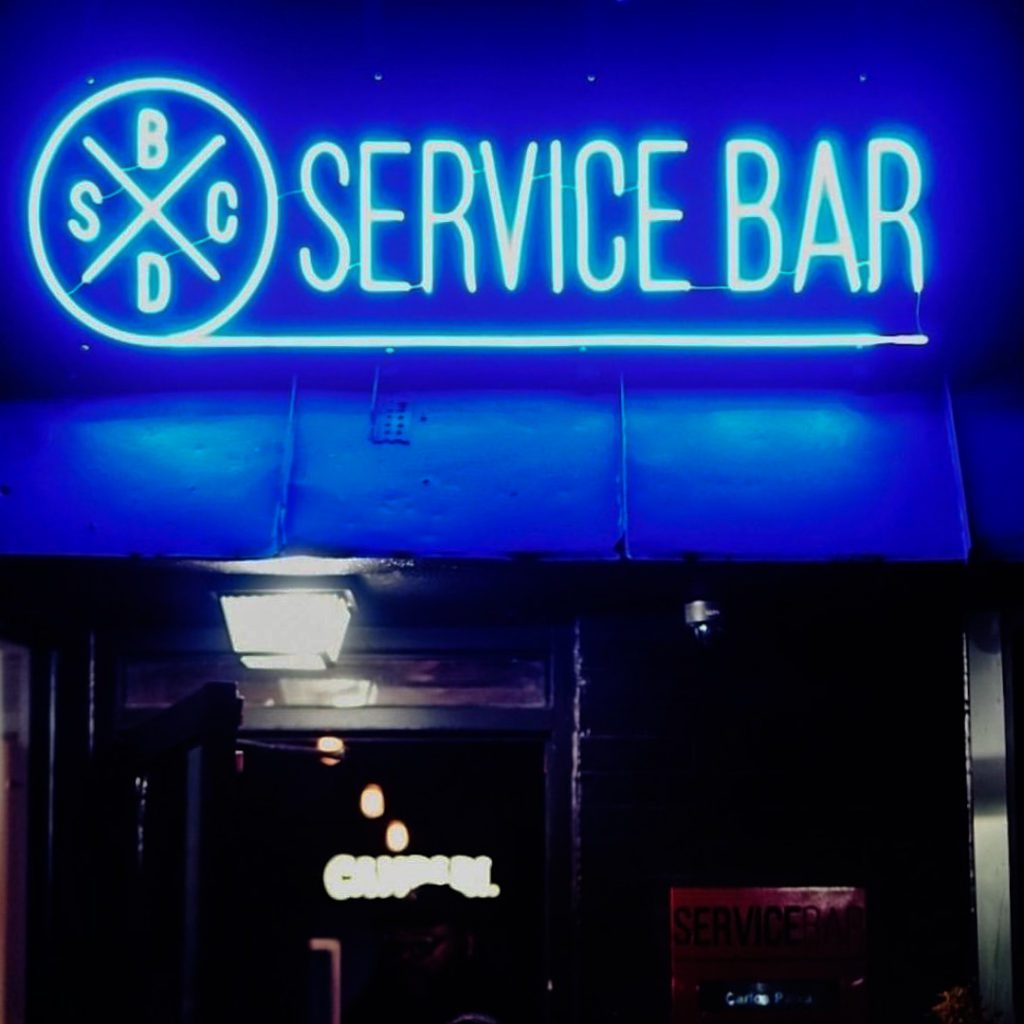 Service Bar
