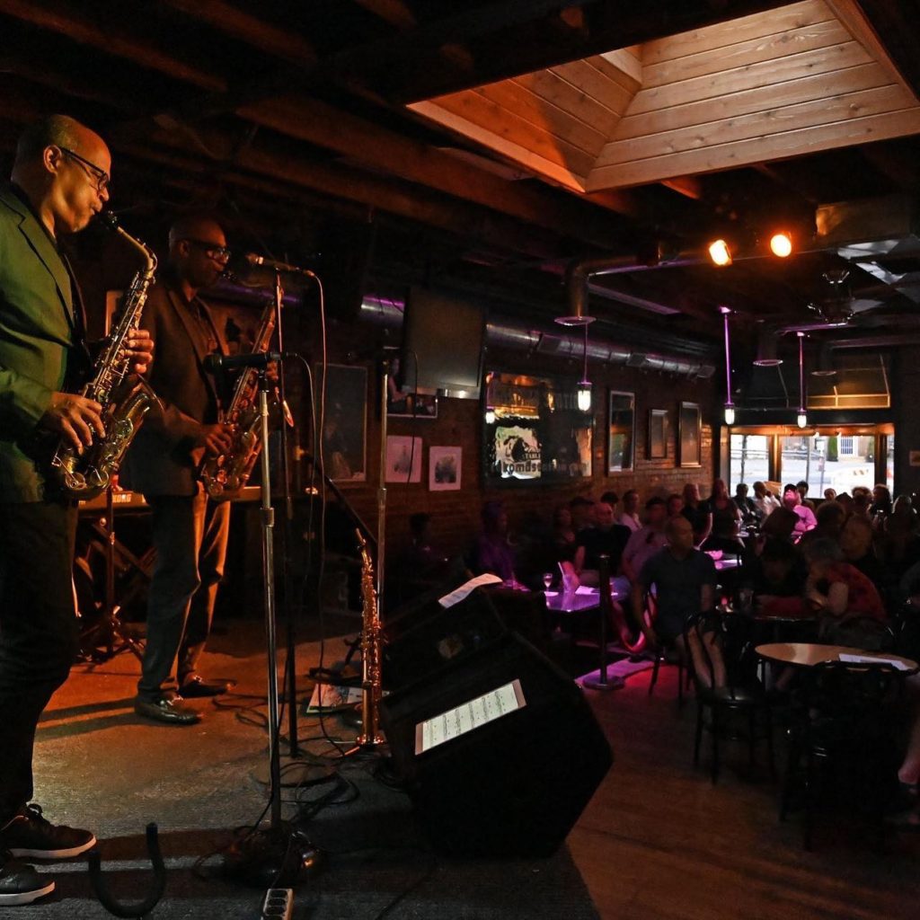 Takoma Station Tavern